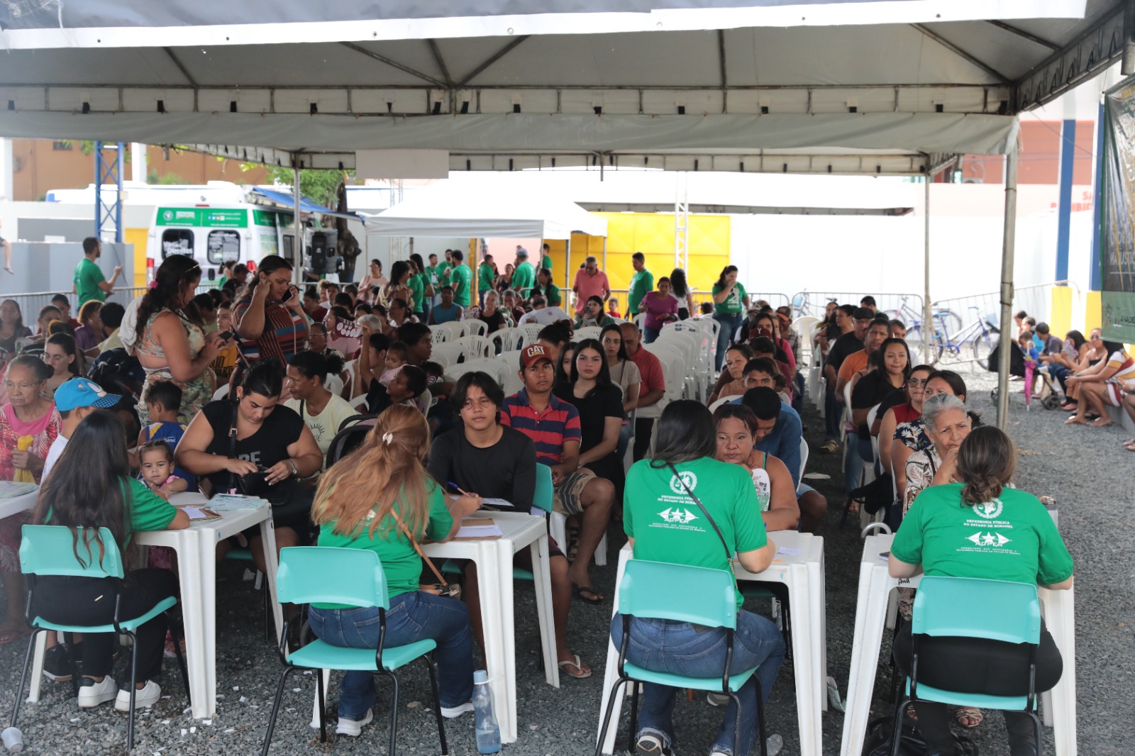 AÇÃO SOCIAL: 5ª Defensoria Solidária leva serviços gratuitos à população no bairro União