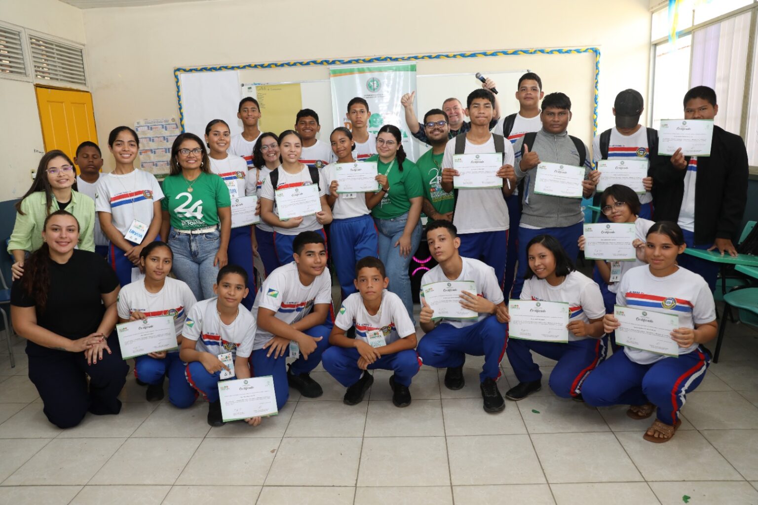 DESCOMPLICA: Projeto da DPE-RR leva cultura da paz para alunos da Escola Rittler de Lucena