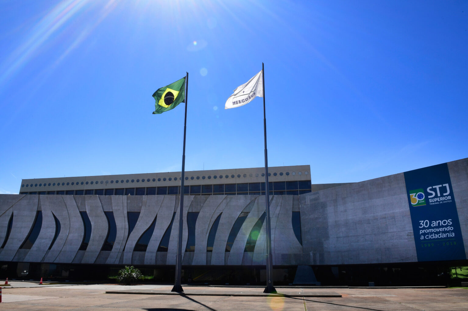 LIBERDADE SEM FIANÇA: Defensoria de Roraima garante, no STJ, a liberdade de preso por não conseguir pagar fiança