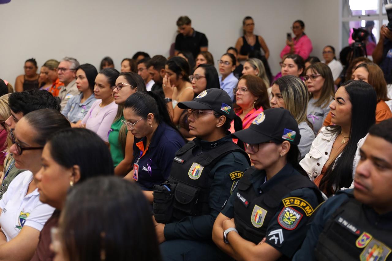 AGOSTO LILÁS: DPE-RR reforça atendimento e orientação às mulheres durante ação na Casa da Mulher Brasileira