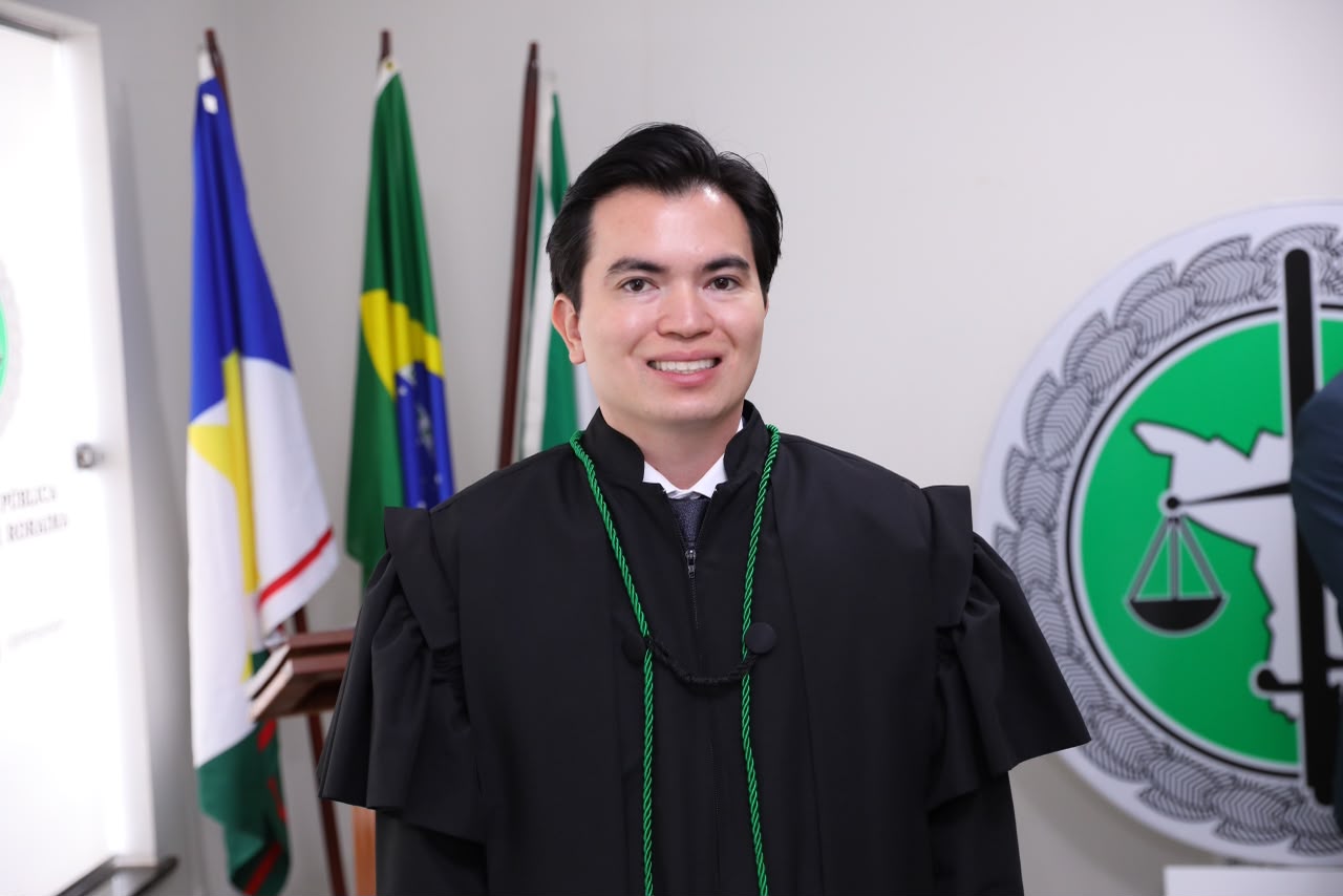 Kleber Luiz Miyasato passa a ser o 52º defensor público de Roraima