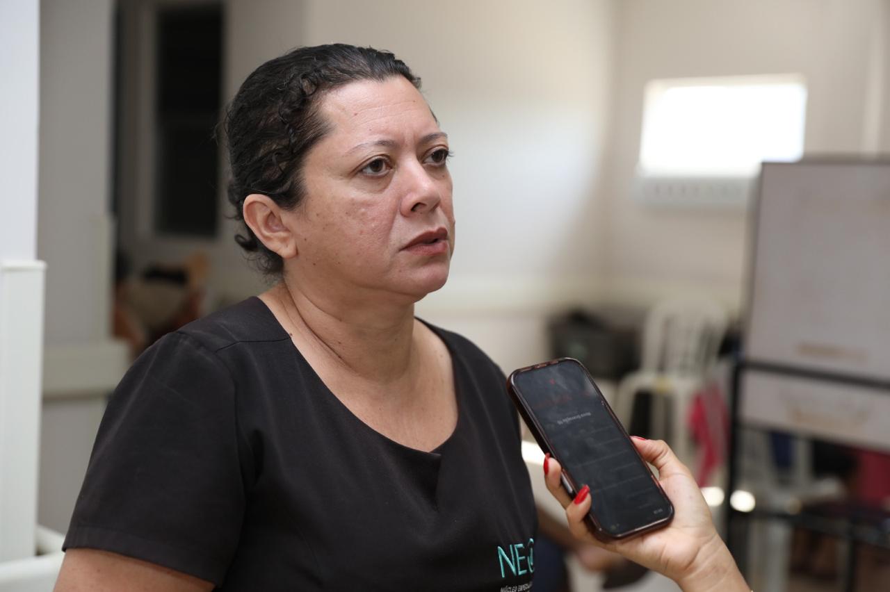 Marlene Lira aproveita ação da DPE Itinerante para solicitar a emissão do seu RG.