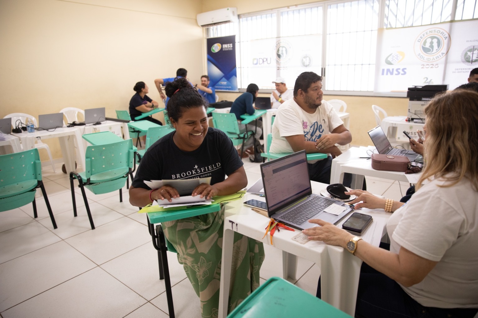 DEFENSORIA SOLIDÁRIA: Mãe atravessa balsa para buscar benefício do filho autista durante Defensoria Solidária 2026
