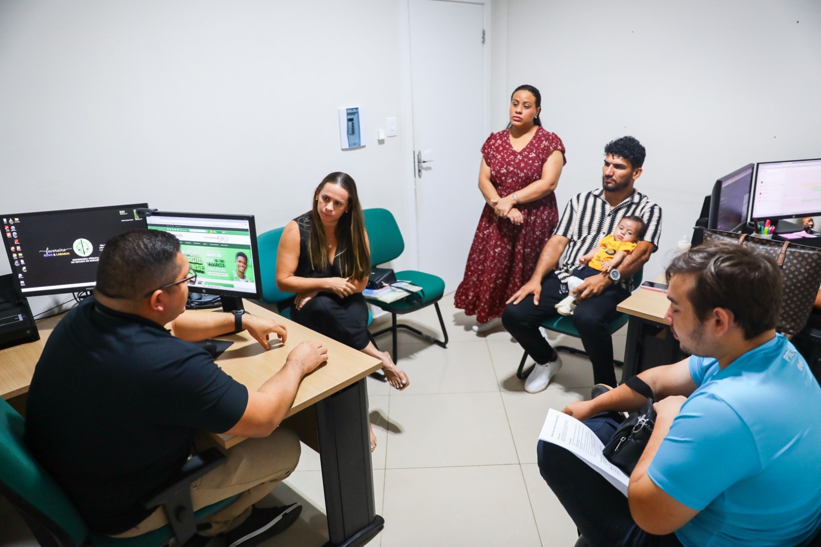 DIREITO À SAÚDE: Famílias procuram a Defensoria para garantir insumos a crianças com traqueostomia